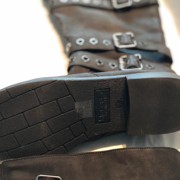 Women's Black Buckle Boots - Picture 10 of 11